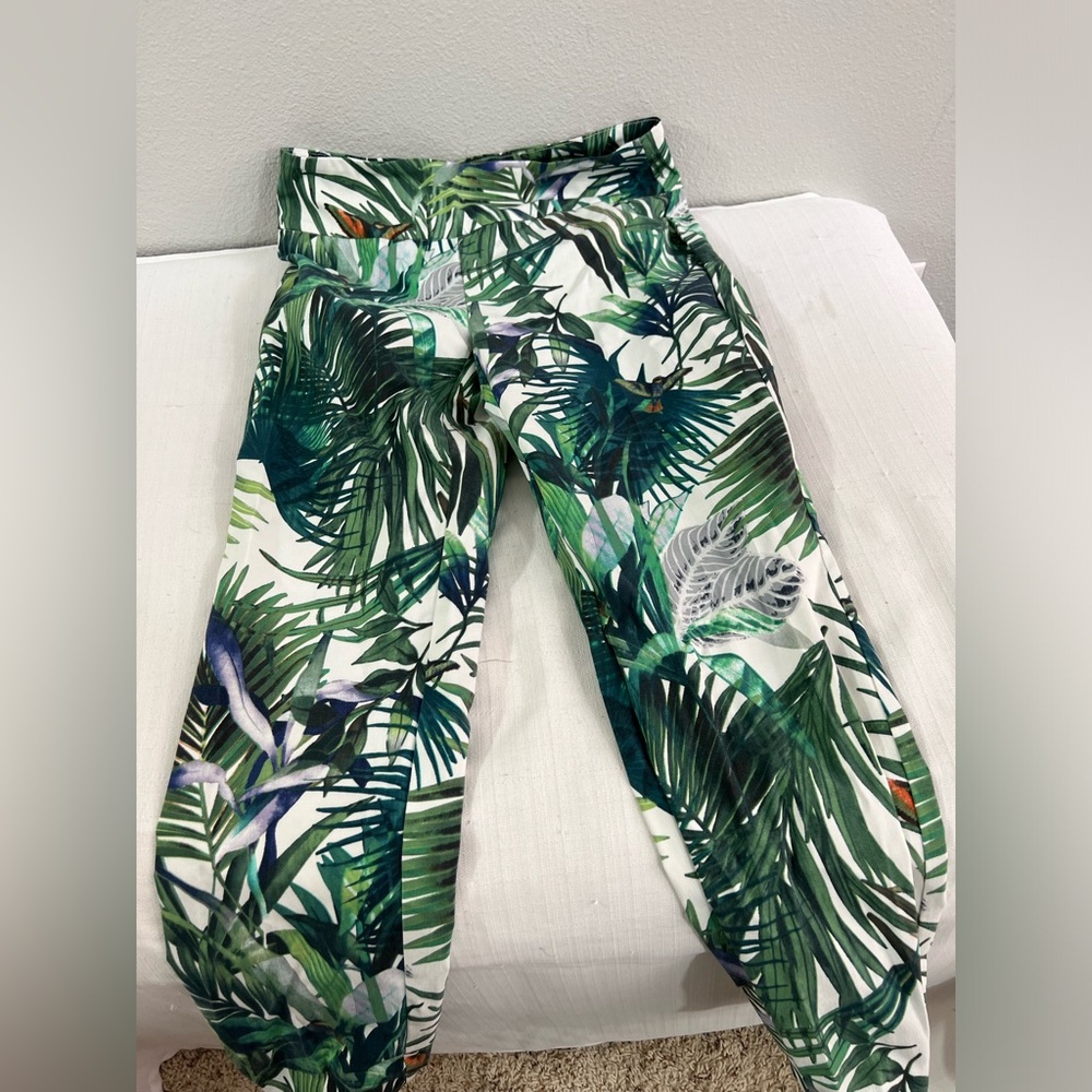 Soft Surroundings PXS floral tropical pants‎
